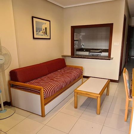 Apartamentos Elena Ларедо Экстерьер фото