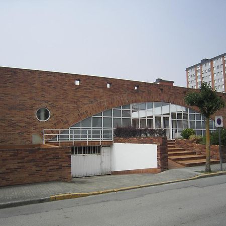 Apartamentos Elena Ларедо Экстерьер фото