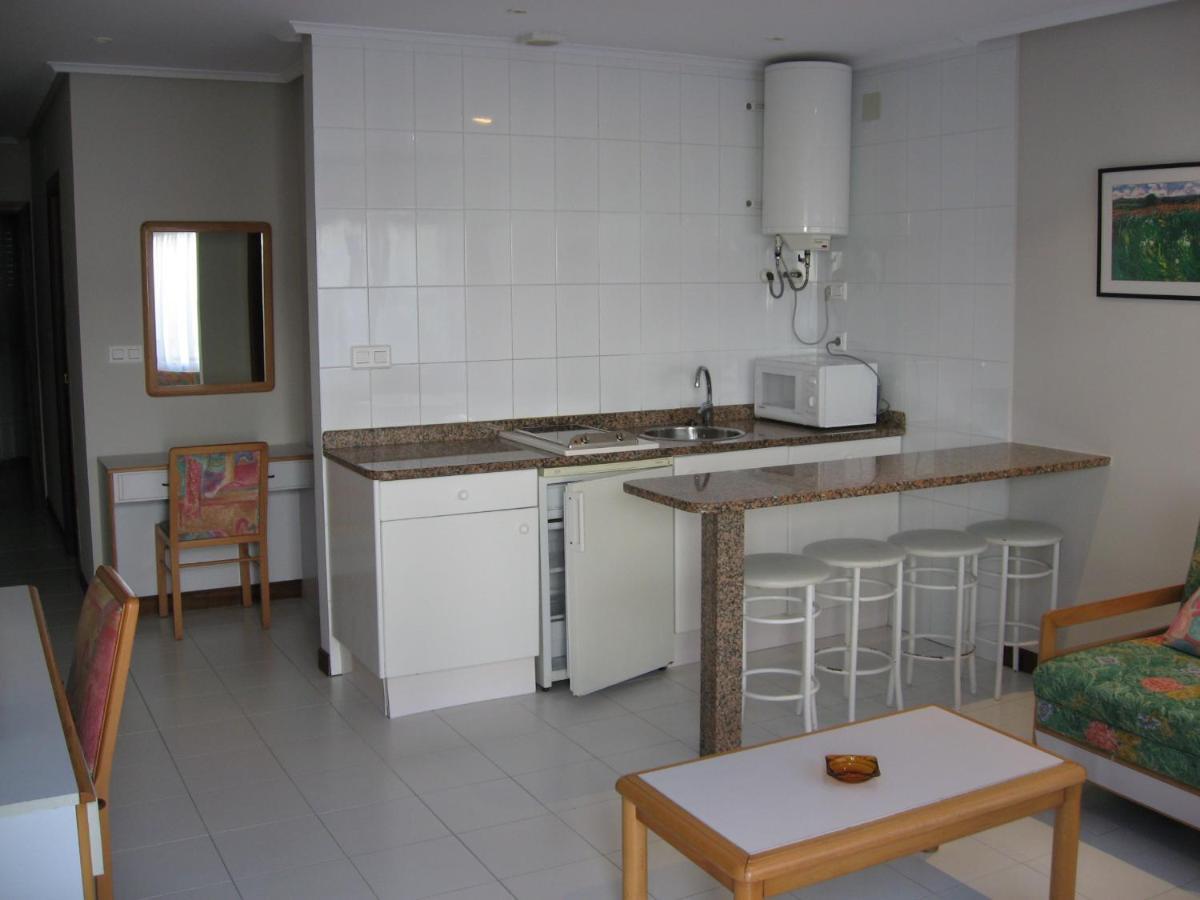 Apartamentos Elena Ларедо Экстерьер фото