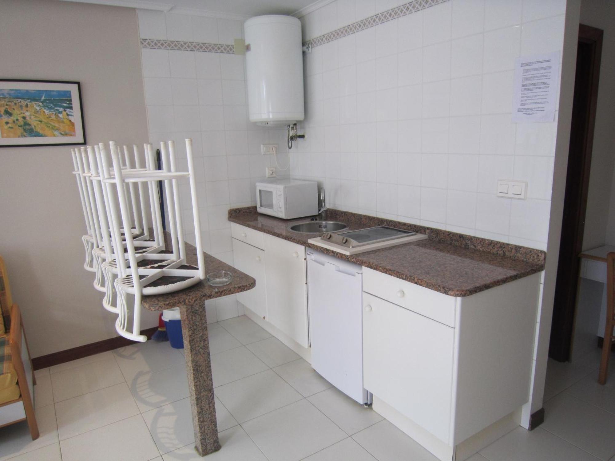 Apartamentos Elena Ларедо Экстерьер фото