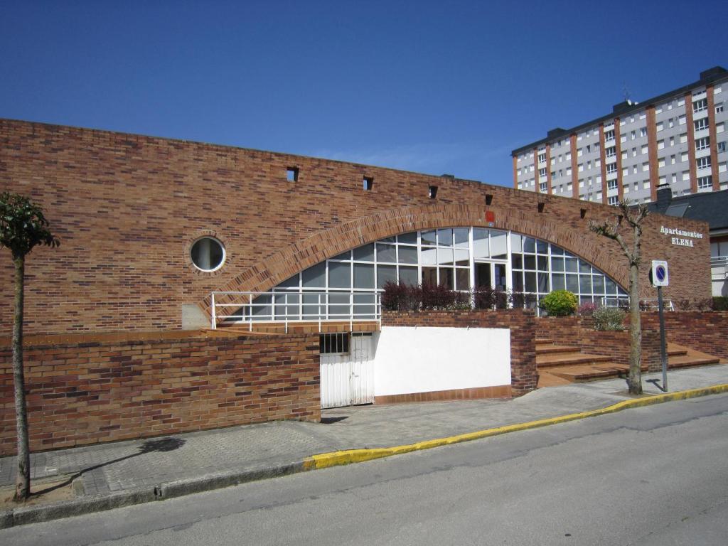 Apartamentos Elena Ларедо Экстерьер фото