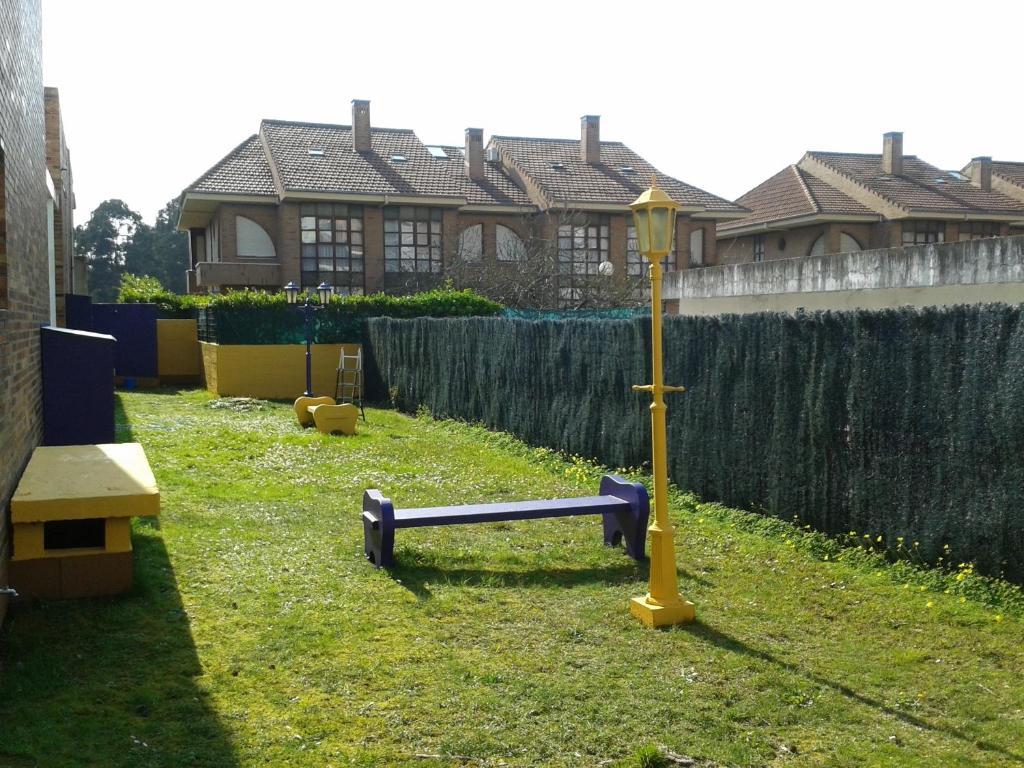 Apartamentos Elena Ларедо Экстерьер фото